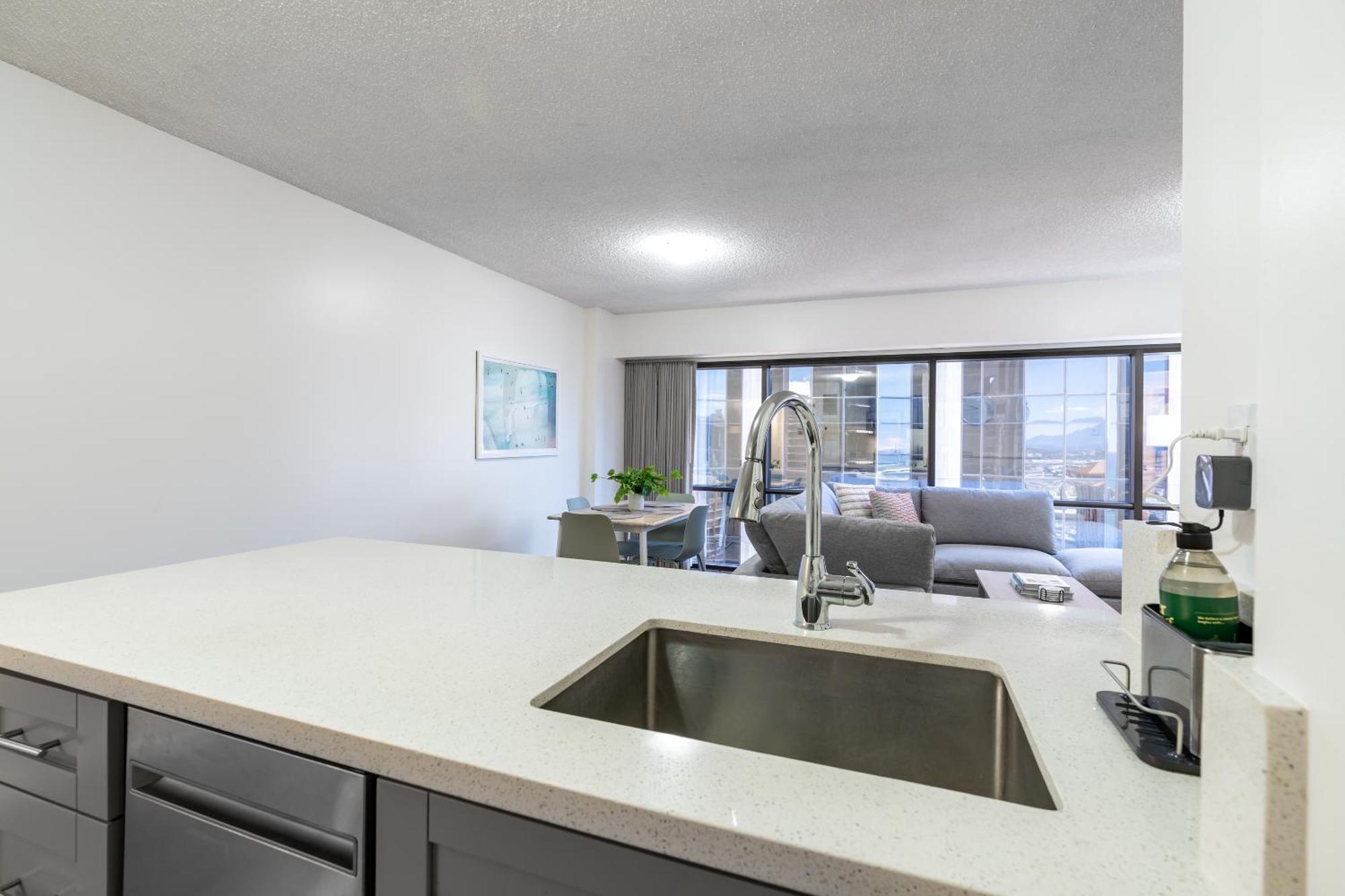 Downtown Honolulu Skyview - 1Bed&Den- Free Parking Apartment Bagian luar foto